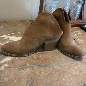 Chinese Laundry Mules, size 7.5
